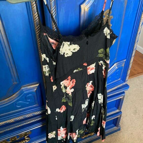 MINKPINK Slip Dress Floral Flower Tank Summer SM - Picture 2 of 2